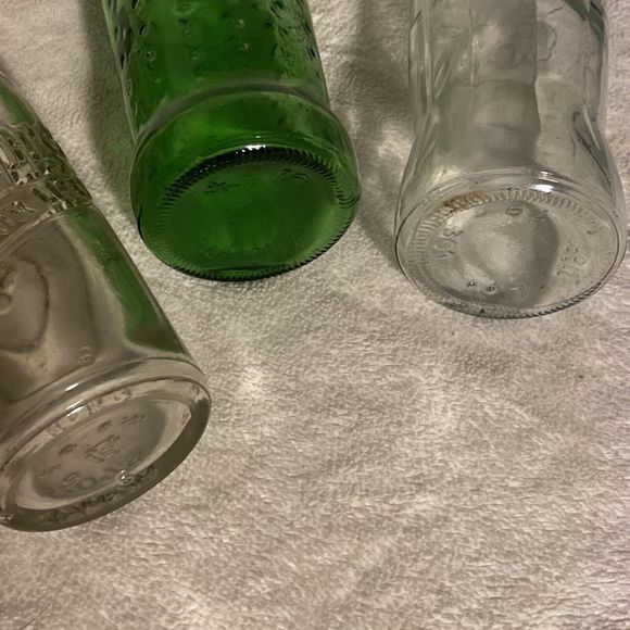 Lot of 3 Vintage Glass Bottles Dr Pepper Coke and Sprite Green Raised Hobnail - Picture 7 of 8